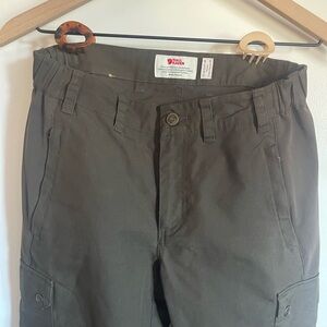 Fjallraven Womens G1000 Dark green/Brown Pants